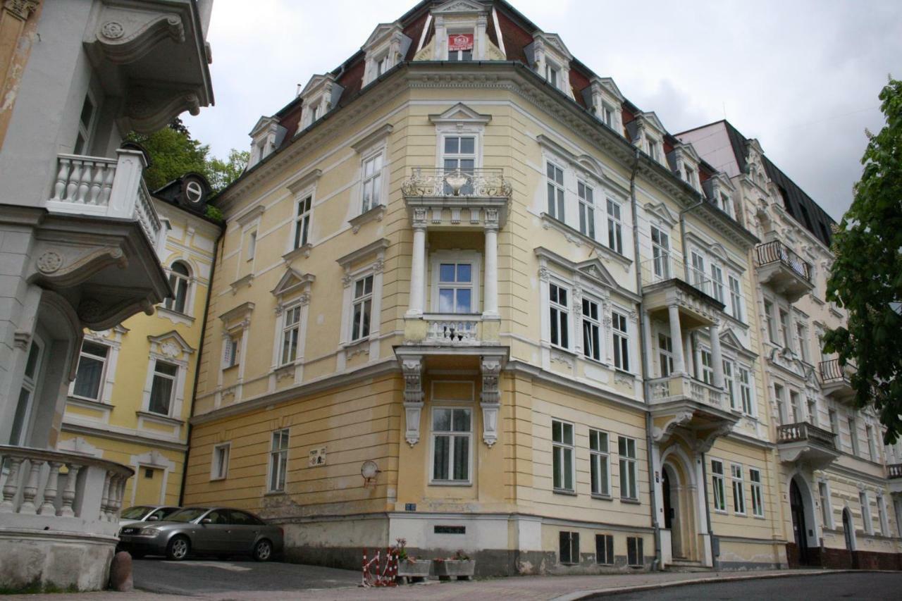 With Love Marienbad Ap . Anglicka Exterior foto